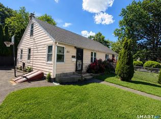 223 Pearl Harbor Street, Bridgeport, CT 06610