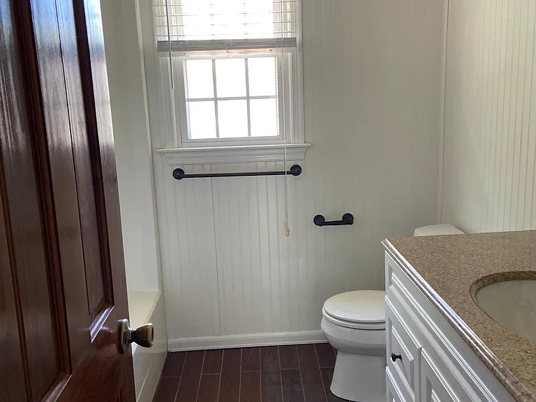 Upstairs hall bathroom