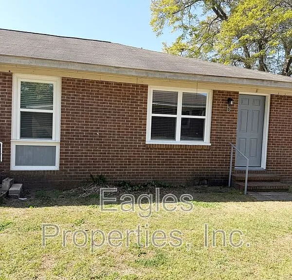 1901 Peachtree St #D — Photo 1