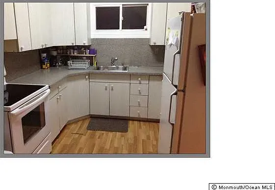 4 bed, 2.5 bath, 1608 sqft, $2,200 — Photo 3