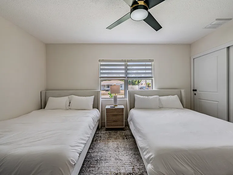 3405 W Rogers Ave — Photo 19