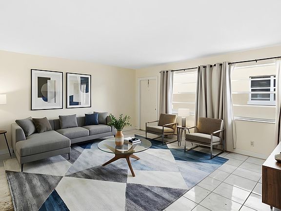 4th image of 4051 NE 13th Avenue #62