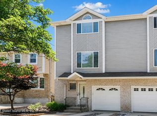 768 Barlow Ave, Staten Island, NY 10312