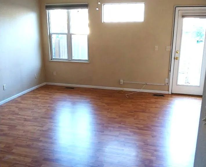 2925 W Stuart St #5 — Photo 4
