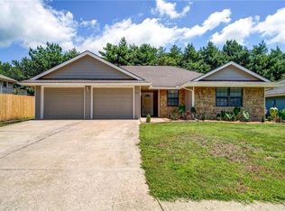 2116 NW 8th St, Blue Springs, MO 64015