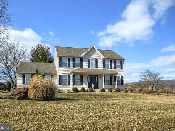 403 Chestnut Tree Rd, Elverson, PA 19520