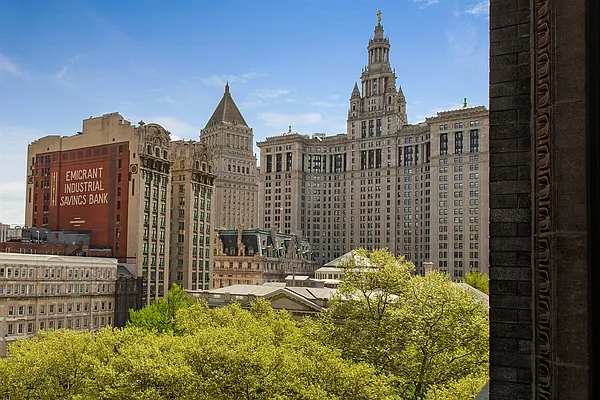 Sold by Corcoran | media 3