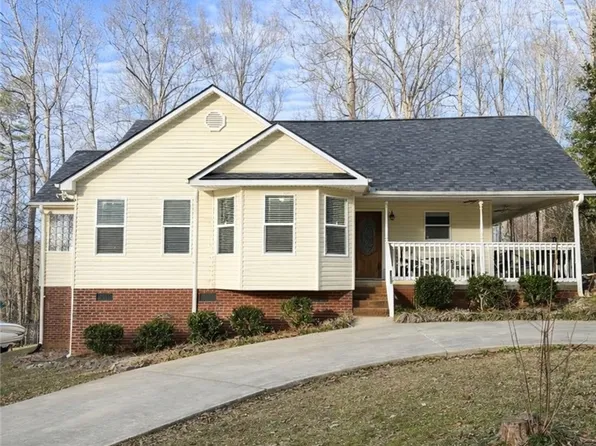 134 Glendale Ln, Easley, SC 29640
