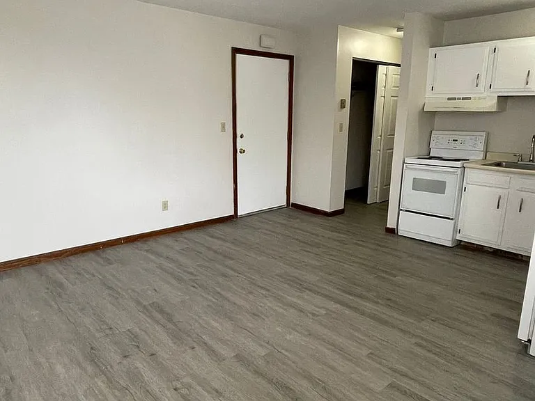 John O'Brien Apartments — Photo 4