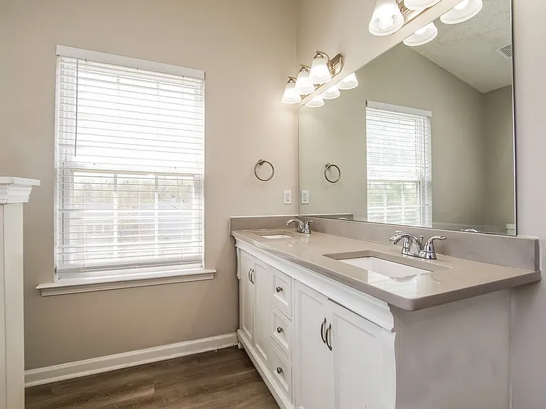 3323 Baseline Rd — Photo 11