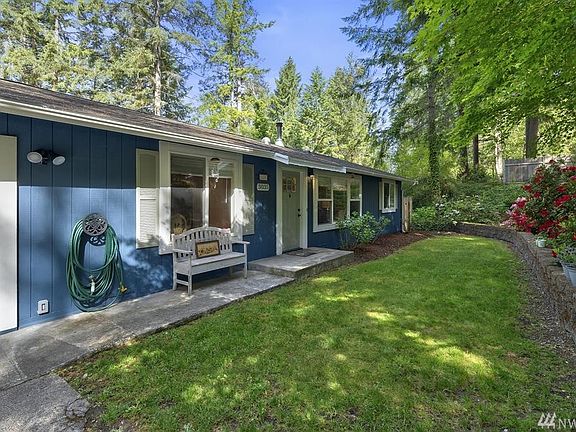 2nd image of 3035 NE Chippewa Ct