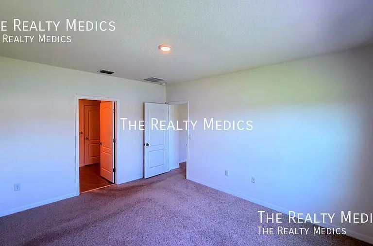 3231 Silas Dr — Photo 11