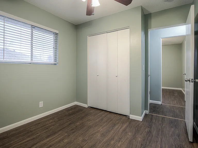 514 NE Corder St #A — Photo 21