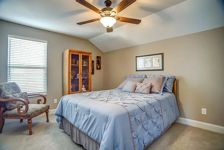 213 Bixby Private Ln — Photo 14
