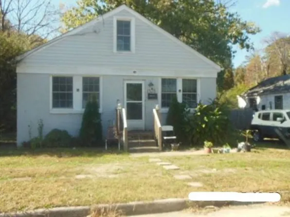 1328 Montgomery Ave, Petersburg, VA 23803