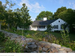 7 Highland Ave, Camden, ME 04843