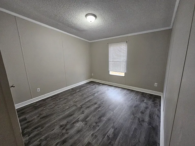 15 Liberty Ln — Photo 10