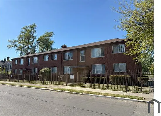 1890 Ewald Cir #1