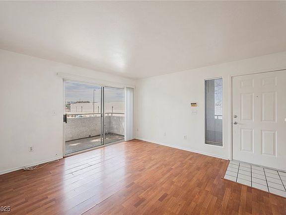 4th image of 3087 Key Largo Dr Unit 202