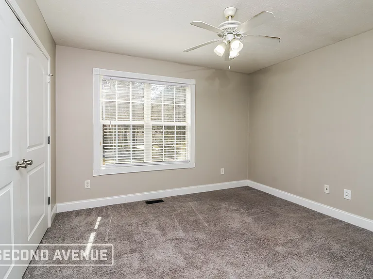 273 Patriot Dr — Photo 15