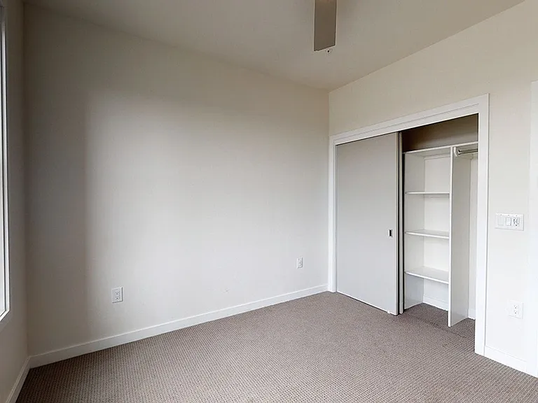Mile High Apartments at Sloan's Lake — Photo 21