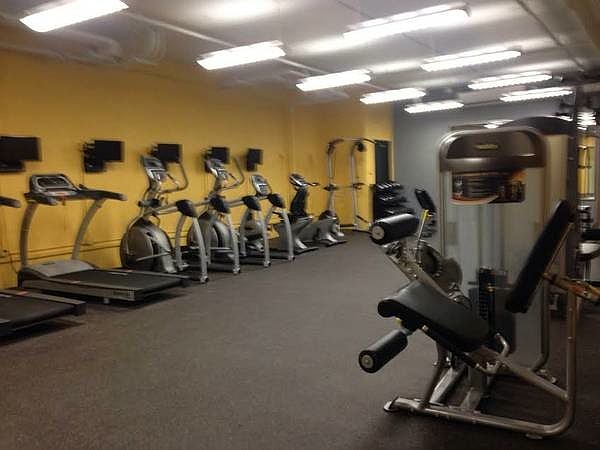1st image of 829 Greenwood Ave APT 7K