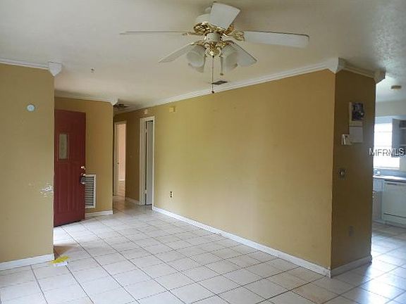 2nd image of 286 Cherry Laurel Ln