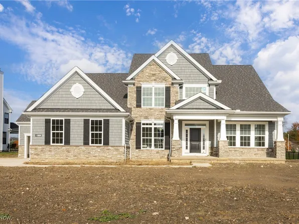 522 S Port Dr, Avon Lake, OH 44012