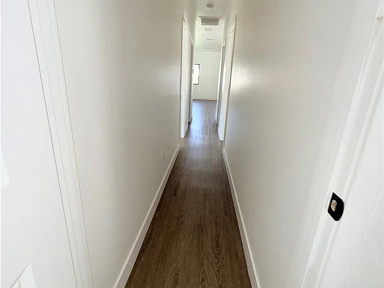1664 Glen Ave — Photo 44