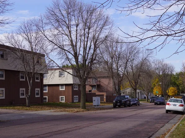 Holiday Manor (HOL4205)