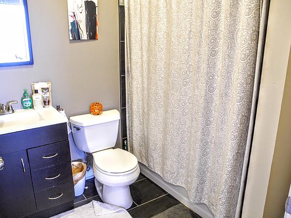 5th image of 1509 W Girard Ave APT 12