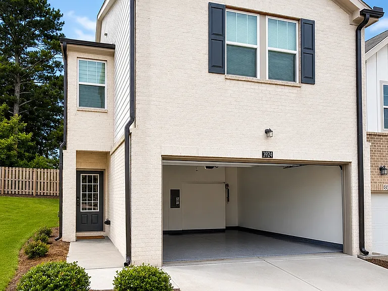 3924 Holland Grove Rd — Photo 2
