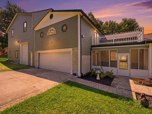 13285 Maple Rd NE, Thornville, OH 43076