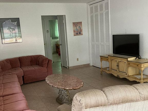 3rd image of 12-2428 Taylor St #12