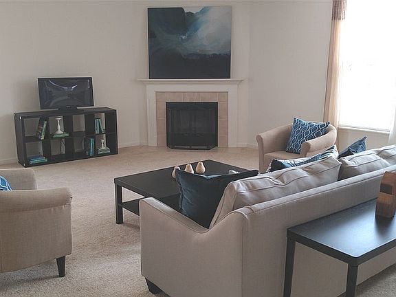 3rd image of 13379 Lorenzo Blvd