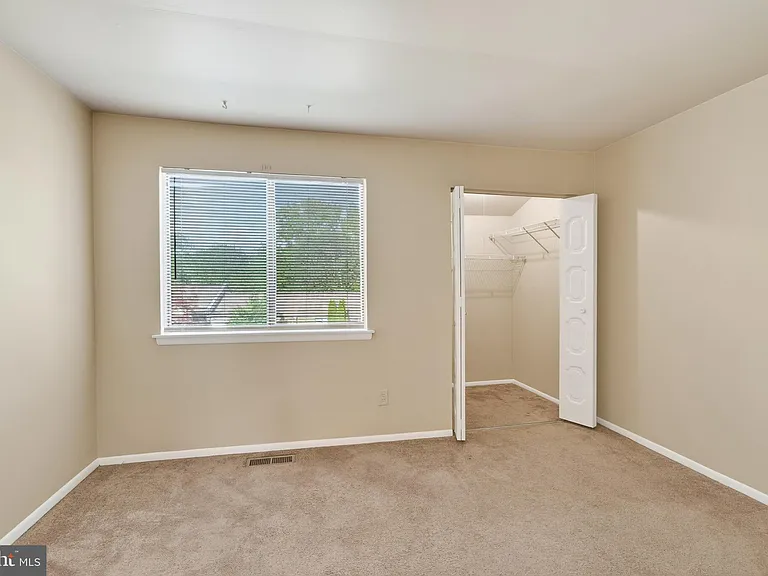 803 Valley Dr — Photo 28