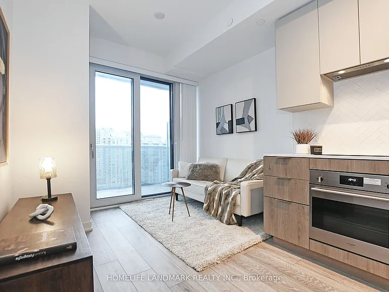 15 Holmes Ave #1406 — Photo 4