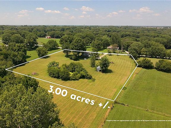 5th image of 18741 Park Lane Cir