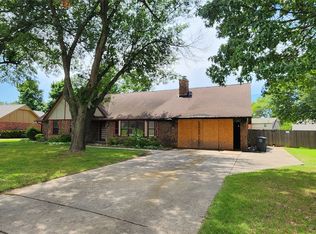 9712 S Hudson Ave, Tulsa, OK 74137