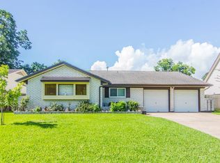 2107 Yorktown Ct S, League City, TX 77573