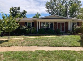 3246 Hedgetree Ln, Saint Louis, MO 63129