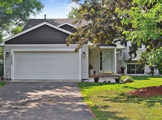 17523 Freeport Ct, Farmington, MN 55024