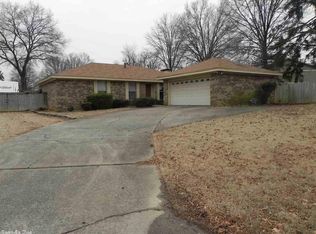 102 Pinehurst Cv, Jacksonville, AR 72076