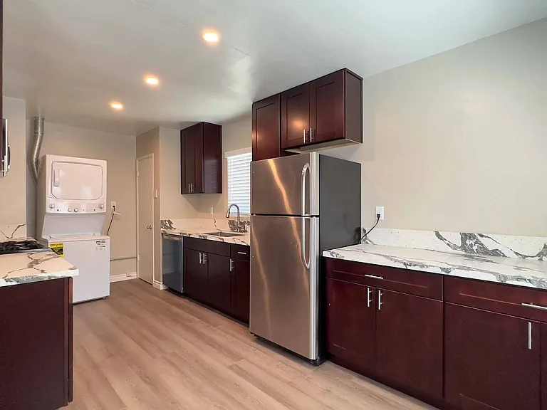 4075-4079 1/2 Florida St #C — Photo 2