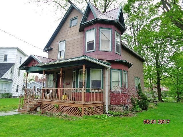 1st image of 32 Academy St