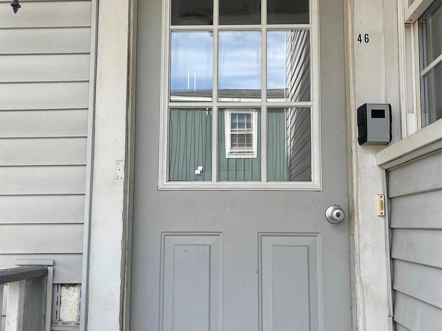 2 bed, 600 sqft, $2,000 — Photo 2
