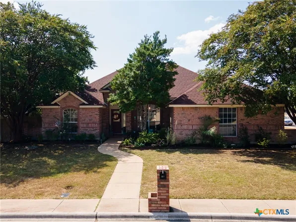 1302 Falcon Trl, Copperas Cove, TX 76522