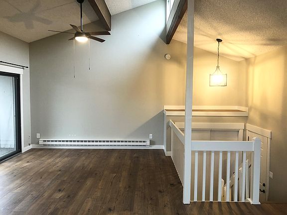 2nd image of 30805 Hilltop Dr