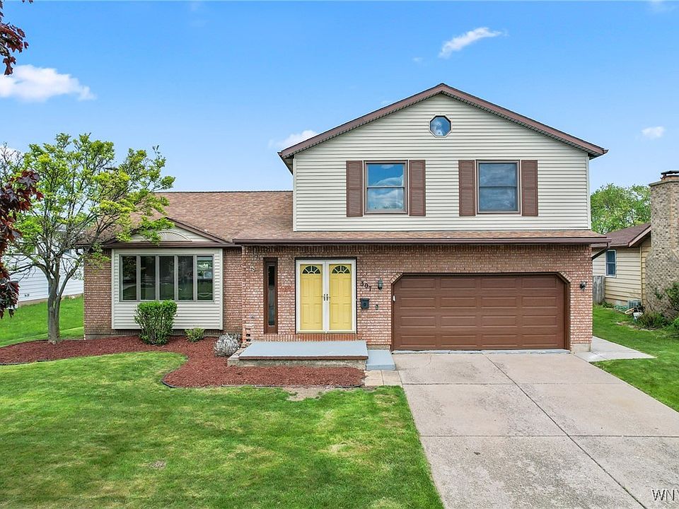 1st image of 307 Wadsworth Ct