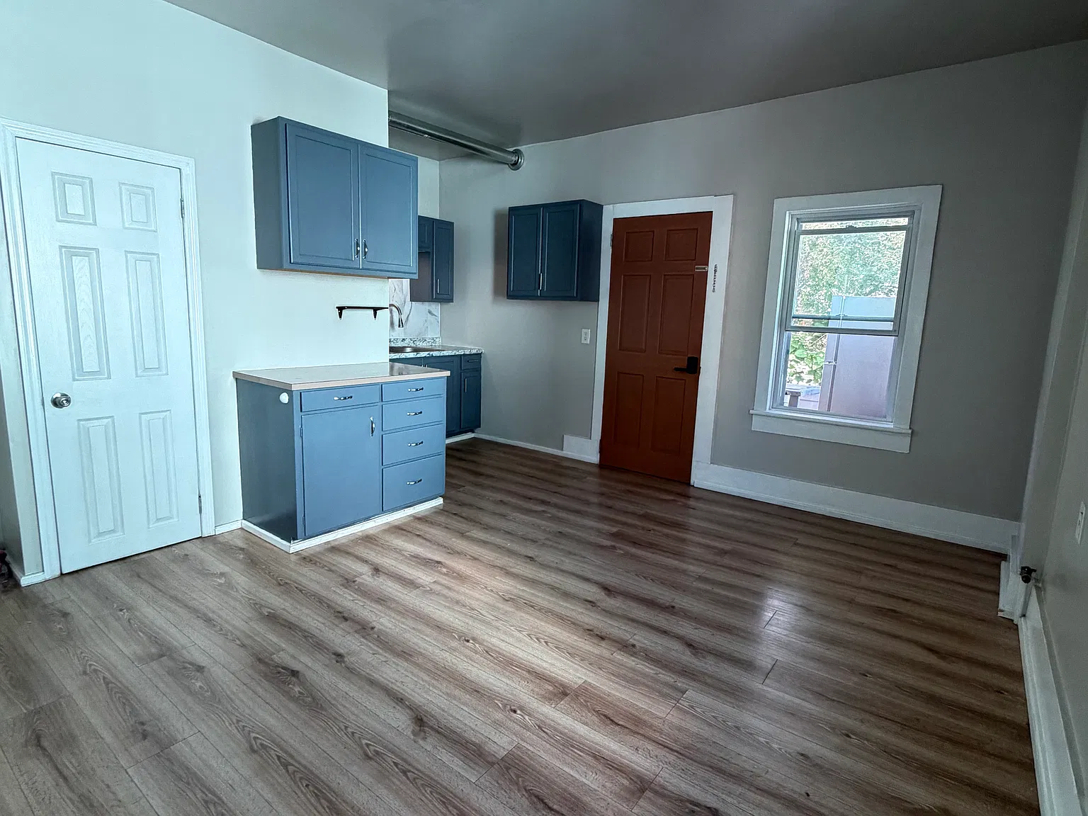41 Elk St — Photo 2